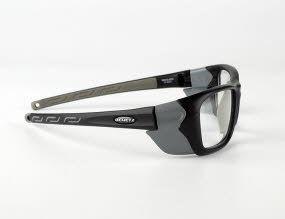 Trans L schwarz 1,3 700